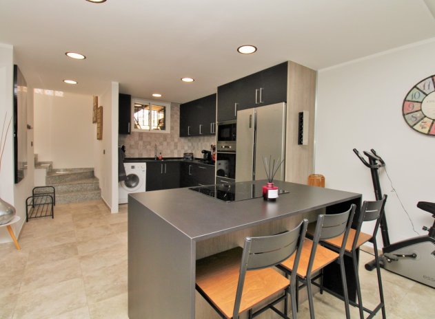 Resale - Villa * - Villamartin * - Villamartín * 