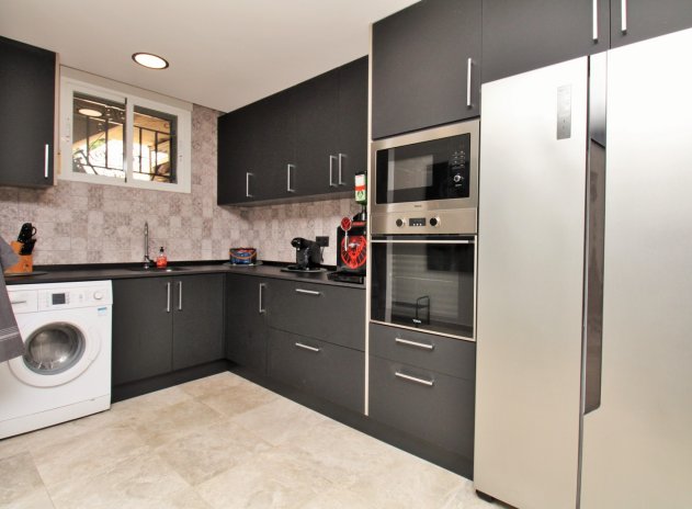 Resale - Villa * - Villamartin * - Villamartín * 