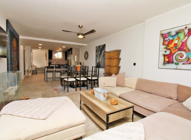 Resale - Villa * - Villamartin * - Villamartín * 