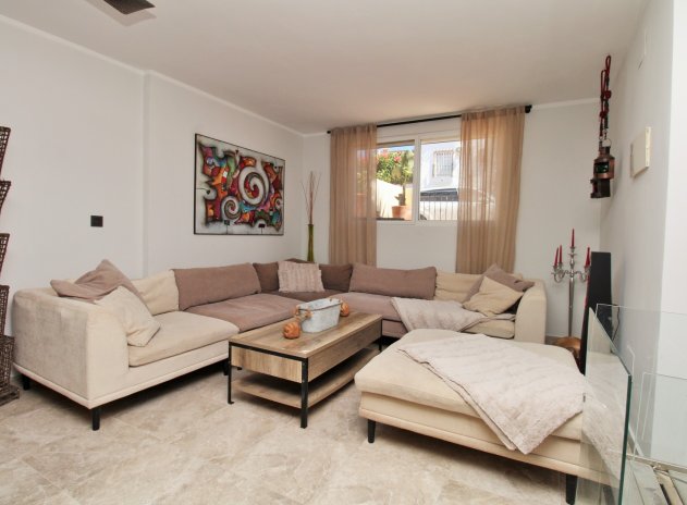 Resale - Villa * - Villamartin * - Villamartín * 