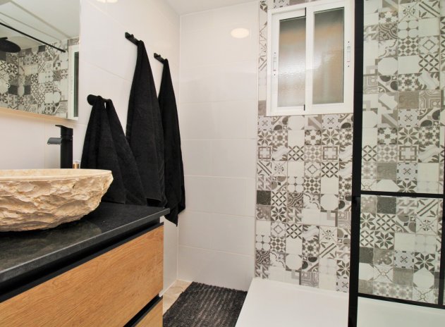 Resale - Villa * - Villamartin * - Villamartín * 