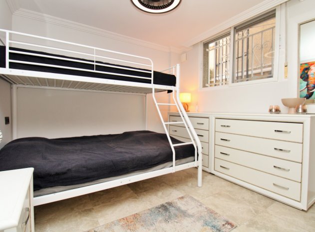 Resale - Villa * - Villamartin * - Villamartín * 