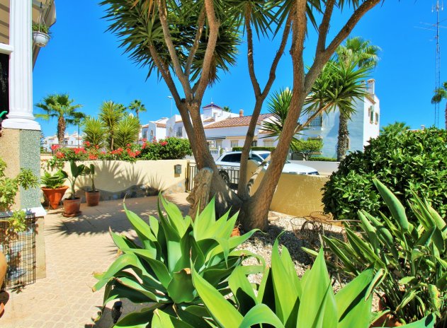 Resale - Villa * - Villamartin * - Villamartín * 