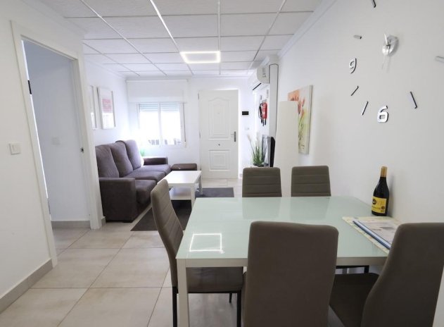 Herverkoop - Appartement - Torrevieja - La Siesta
