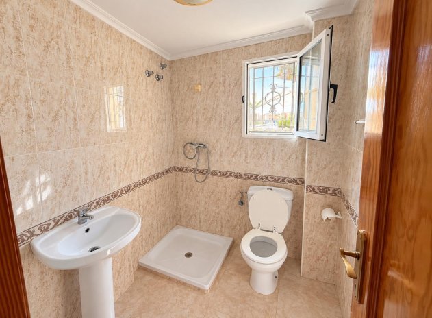 Herverkoop - Rijwoning - Torrevieja - El Limonar