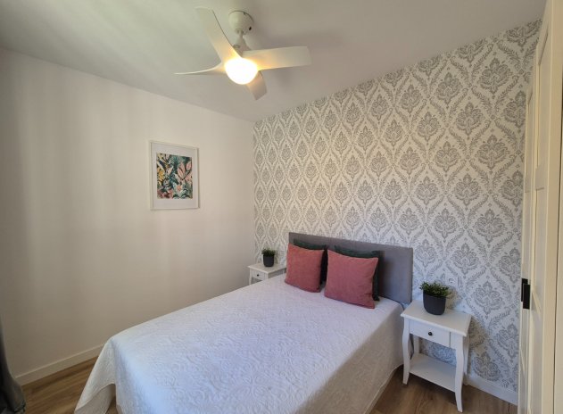 Revente - Maison mitoyenne - Alicante - La Florida