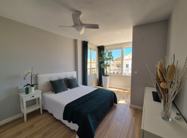 Revente - Maison mitoyenne - Alicante - La Florida