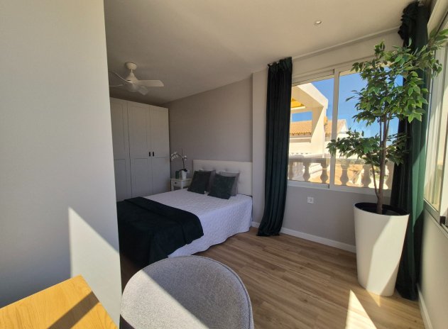 Revente - Maison mitoyenne - Alicante - La Florida