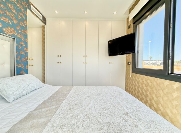 Herverkoop - Villa - Orihuela Costa - Cabo Roig