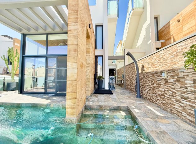Herverkoop - Villa - Orihuela Costa - Cabo Roig