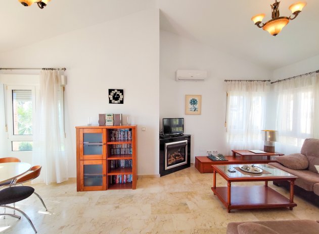 Reventa - Villa - Villamartin - Villamartín