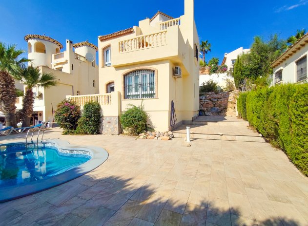 Reventa - Villa - Villamartin - Villamartín