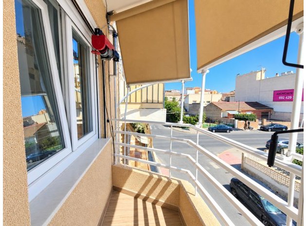 Resale - Apartment / Flat * - Benijofar *