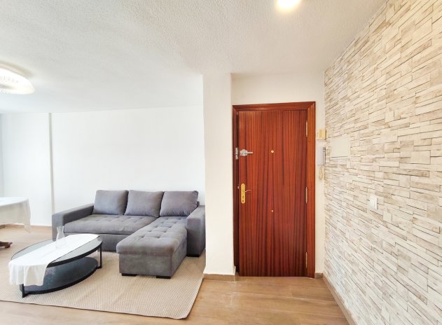 Resale - Apartment / Flat * - Benijofar *
