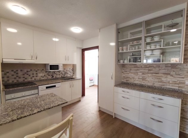 Resale - Apartment / Flat * - Benijofar *