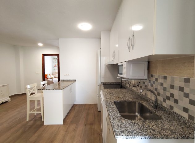 Resale - Apartment / Flat * - Benijofar *