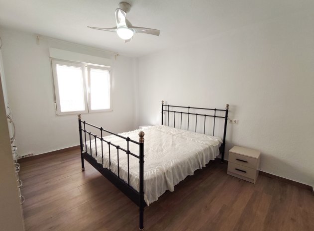 Resale - Apartment / Flat * - Benijofar *