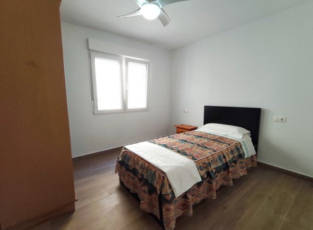 Resale - Apartment / Flat * - Benijofar *