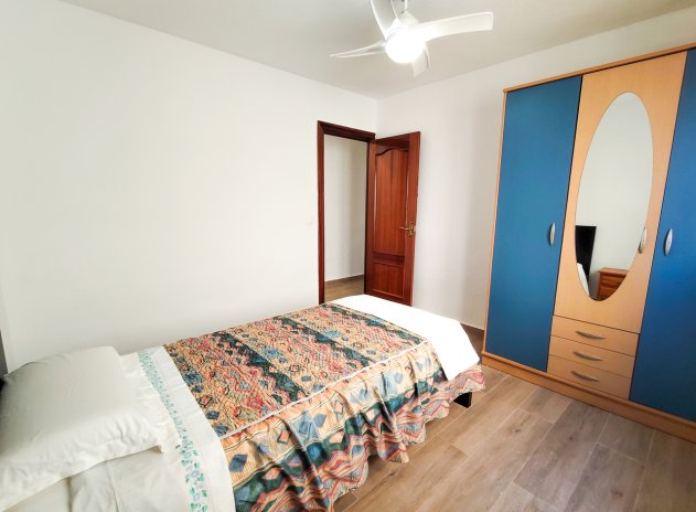 Resale - Apartment / Flat * - Benijofar *