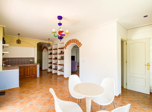 Herverkoop - Villa - Villamartin - Villamartín