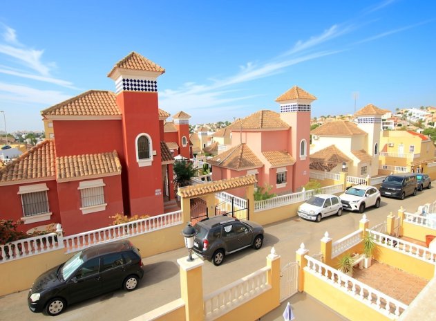 Wiederverkauf - Terrassenhaus - Villamartin - Villamartín