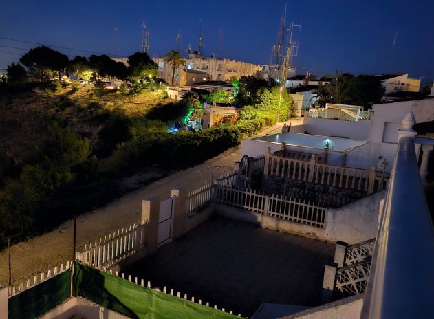 Resale - Townhouse * - Ciudad Quesada *