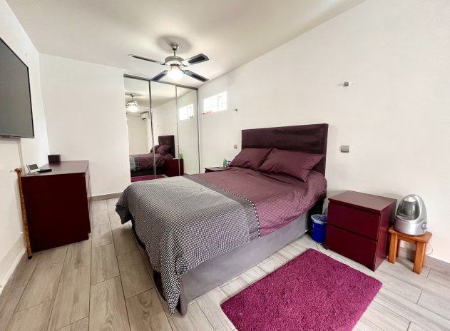 Herverkoop - Villa - Pinar de Campoverde