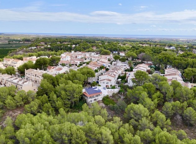 Herverkoop - Villa - Pinar de Campoverde