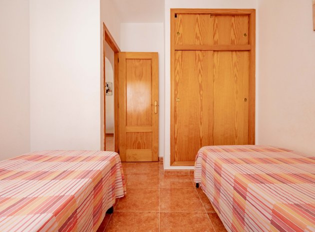 Herverkoop - Apartment / Duplex - Torrevieja - Playa de los Locos