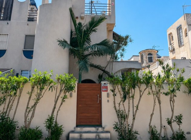 Herverkoop - Rijwoning - Torrevieja - La Siesta