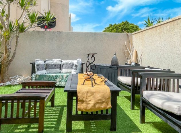 Herverkoop - Rijwoning - Torrevieja - La Siesta