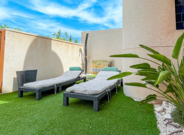 Herverkoop - Rijwoning - Torrevieja - La Siesta