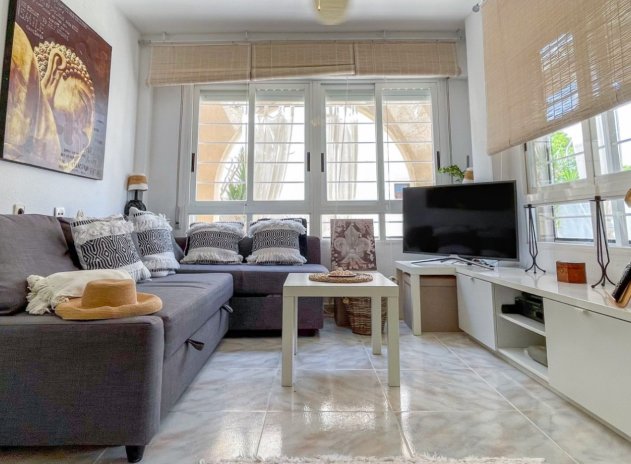 Herverkoop - Rijwoning - Torrevieja - La Siesta