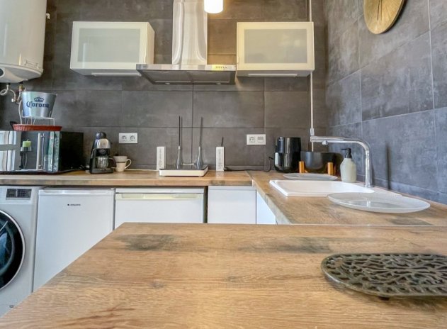 Herverkoop - Rijwoning - Torrevieja - La Siesta