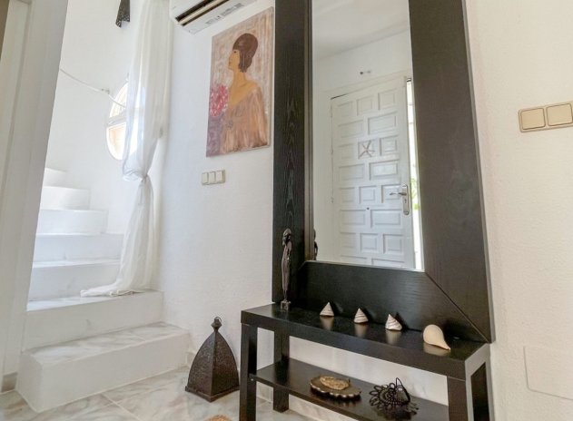 Herverkoop - Rijwoning - Torrevieja - La Siesta