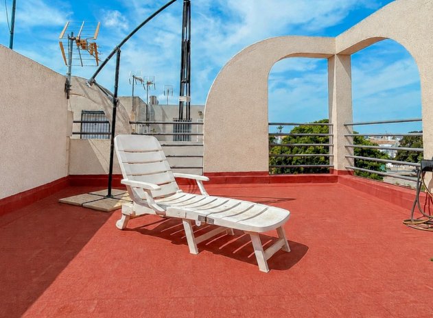 Herverkoop - Rijwoning - Torrevieja - La Siesta