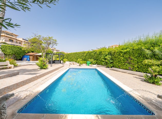 Resale - Villa * - Playa Flamenca *