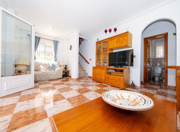 Resale - Villa * - Playa Flamenca *