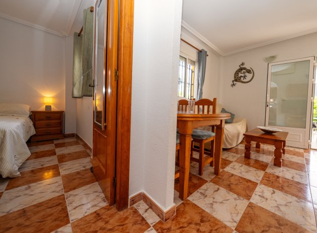 Resale - Villa * - Playa Flamenca *