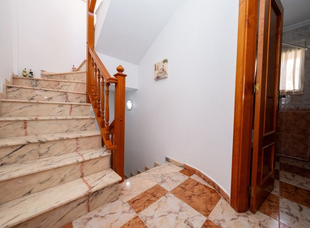Resale - Villa * - Playa Flamenca *