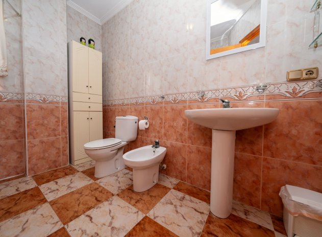 Resale - Villa * - Playa Flamenca *