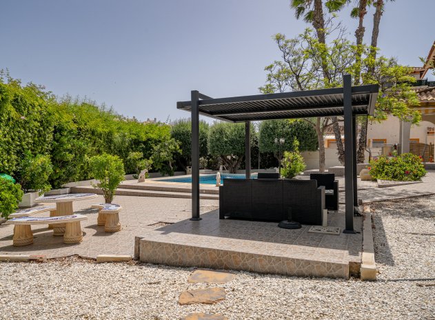 Resale - Villa * - Playa Flamenca *