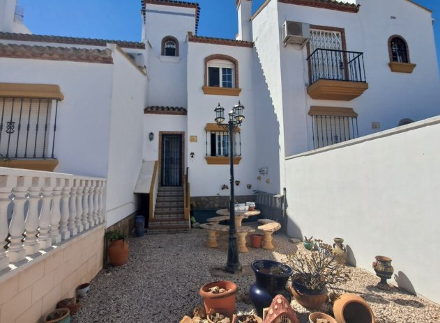 Herverkoop - Rijwoning - Los Dolses - Orihuela Costa