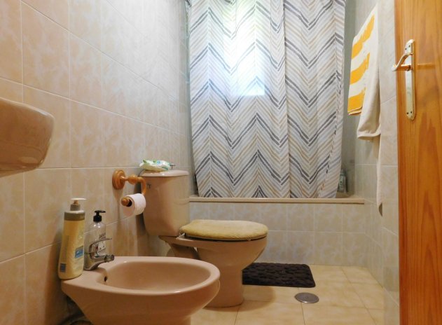 Herverkoop - Rijwoning - Torrevieja - Lago Jardin