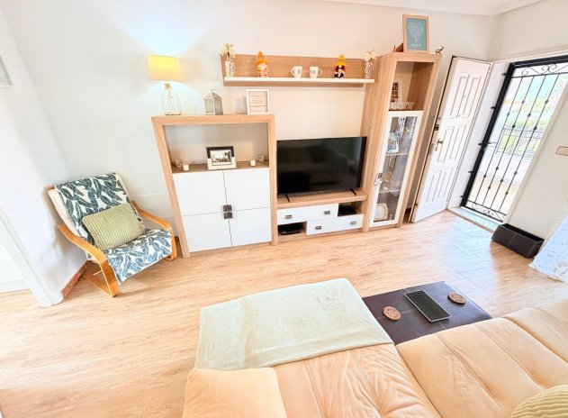 Resale - Apartment / Flat * - Los Montesinos * - La Herrada *