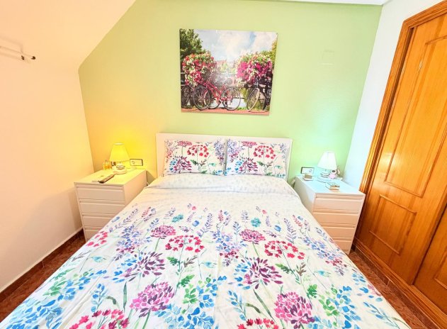 Resale - Apartment / Flat * - Los Montesinos * - La Herrada *