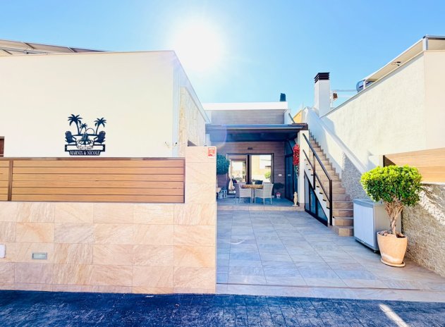 Herverkoop - Villa - Los Montesinos - La Herrada