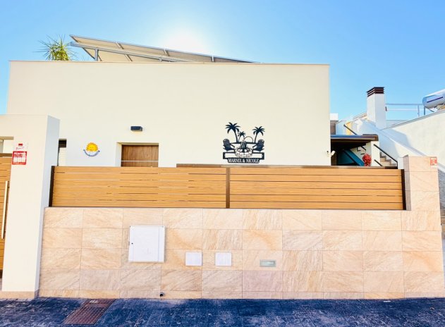 Herverkoop - Villa - Los Montesinos - La Herrada