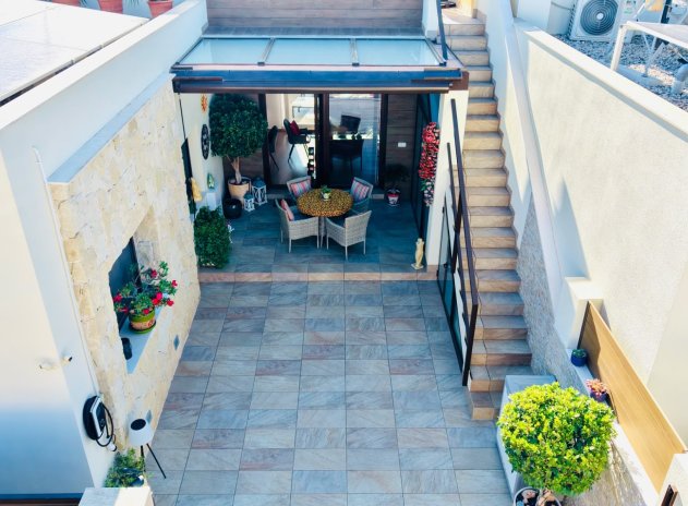 Herverkoop - Villa - Los Montesinos - La Herrada