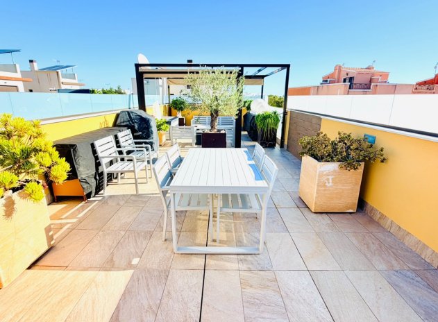 Herverkoop - Villa - Los Montesinos - La Herrada